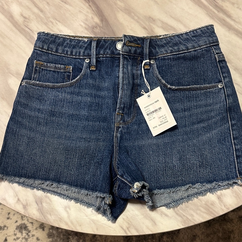 Women’s Good American denim shorts new with tags size 2